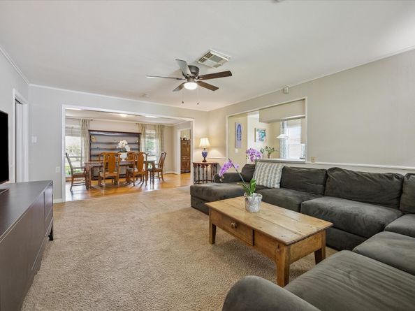 5114 Kinglet Street, Houston TX 77035