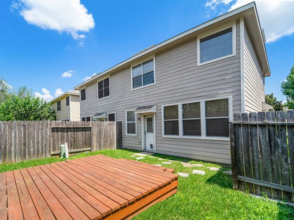 6127 Morningshire Lane, Houston TX 77084