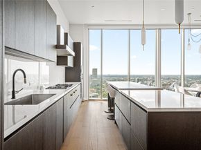 1711 Allen Parkway 3204, Houston TX 77019