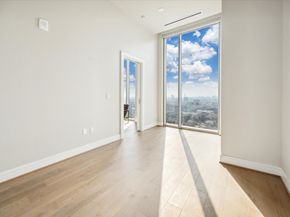 1711 Allen Parkway 3204, Houston TX 77019