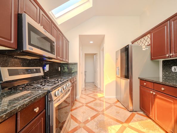 1411 Clear Valley Drive, Houston TX 77014