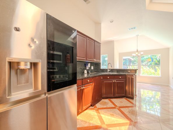 1411 Clear Valley Drive, Houston TX 77014