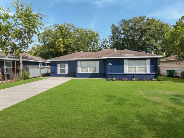 1211 Regal Street, Houston TX 77034