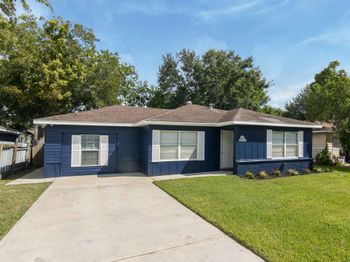 1211 Regal Street