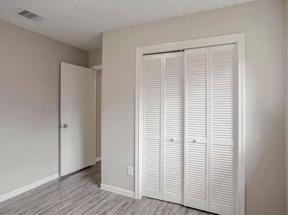 7219 Willowtex Drive, Houston TX 77396