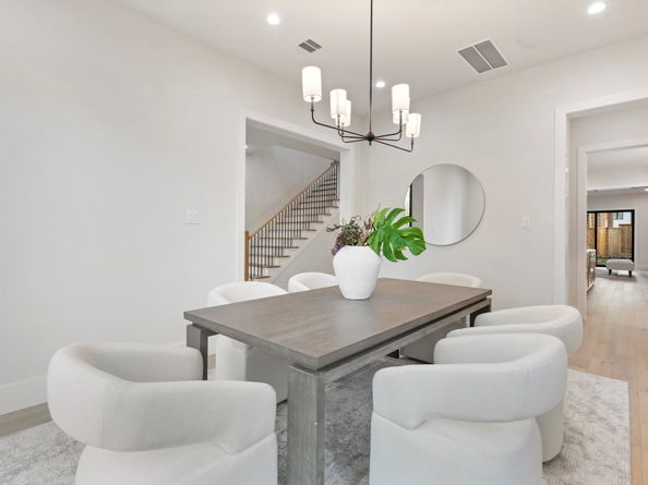 1526 Wakefield Drive, Houston TX 77018