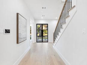 1526 Wakefield Drive, Houston TX 77018