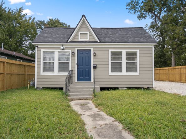 5411 Arapahoe Street, Houston TX 77020