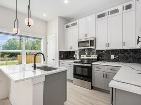 4825 Pederson Street A and B, Houston TX 77033