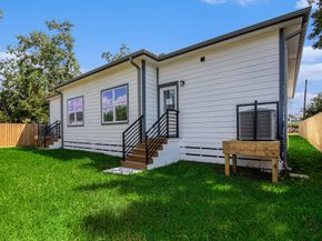 4825 Pederson Street A and B, Houston TX 77033