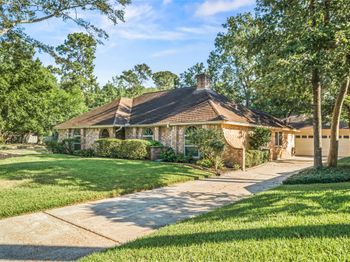 2230 Riverlawn Drive