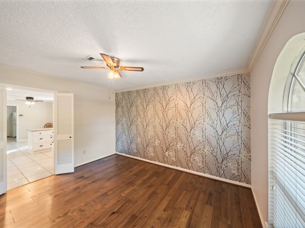 2230 Riverlawn Drive, Kingwood TX 77339