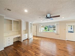 2230 Riverlawn Drive, Kingwood TX 77339
