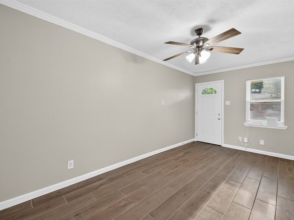 4208 Europa Street, Houston TX 77022