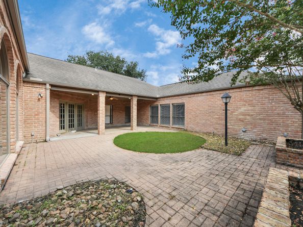11602 Aspenway Drive, Houston TX 77070