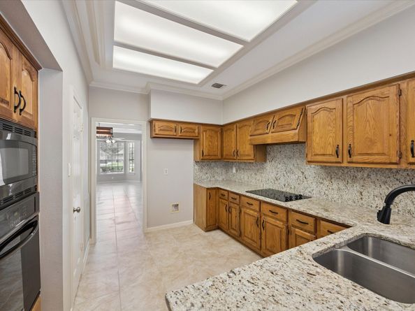 16010 Rainbow Lake Road, Houston TX 77095
