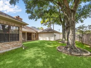 16010 Rainbow Lake Road, Houston TX 77095