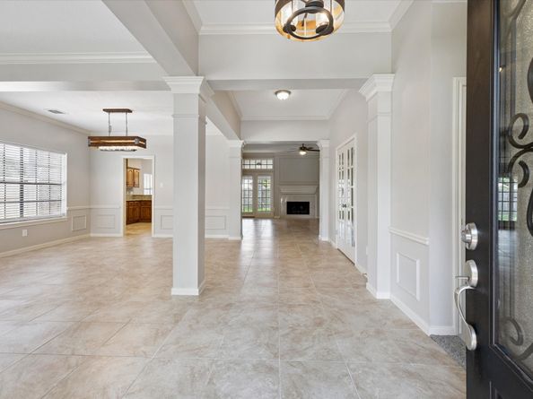 16010 Rainbow Lake Road, Houston TX 77095