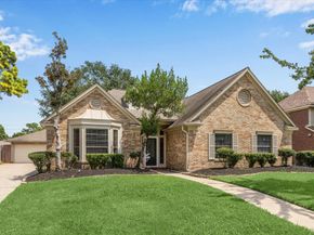 16010 Rainbow Lake Road, Houston TX 77095