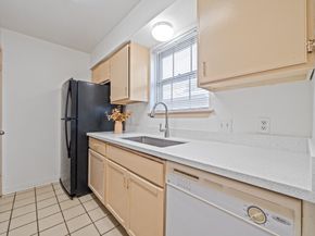4156 Belle Park Drive 4156, Houston TX 77072