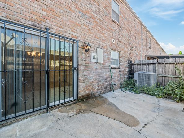 4156 Belle Park Drive 4156, Houston TX 77072