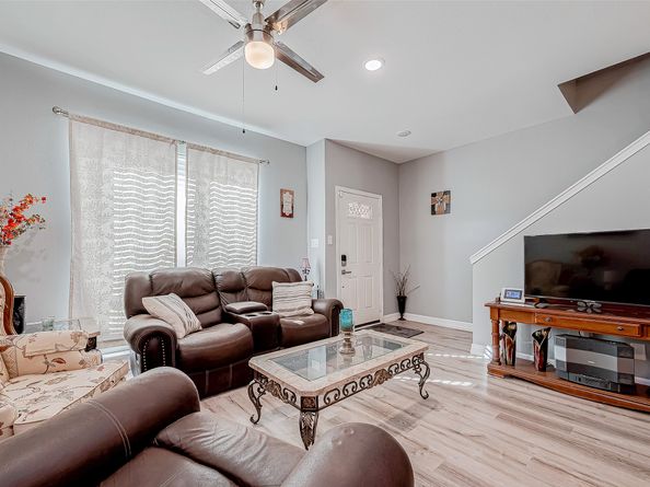 820 Threadneedle Street 249, Houston TX 77079