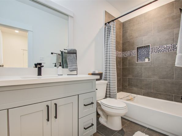4329 Arlington Street, Houston TX 77022