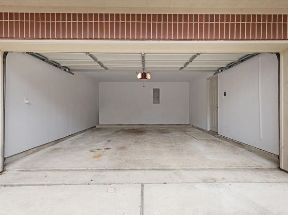 2263 Austin Street, Houston TX 77002