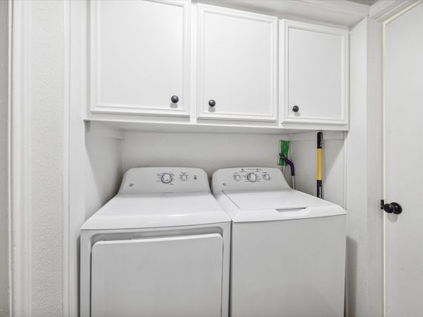 2100 Tanglewilde Street 297, Houston TX 77063