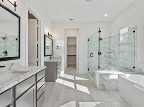 12035 Royal Oaks Run Drive, Houston TX 77082