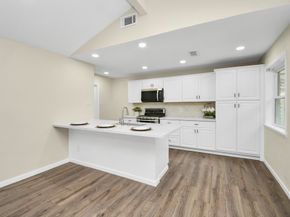 531 Edgebrook Drive, Houston TX 77034