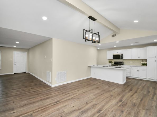 531 Edgebrook Drive, Houston TX 77034