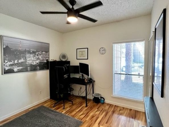 2125 Augusta Drive 1, Houston TX 77057