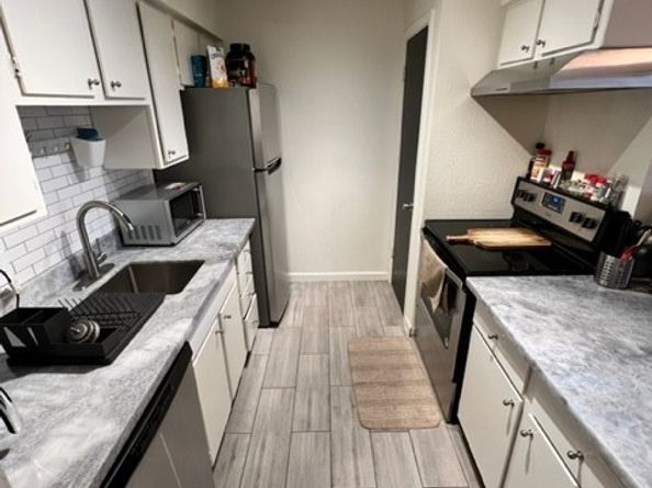 2125 Augusta Drive 1, Houston TX 77057