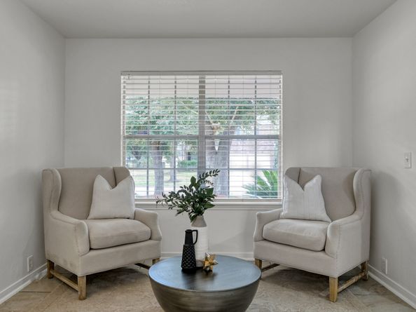 17602 S Summit Canyon Drive, Houston TX 77095