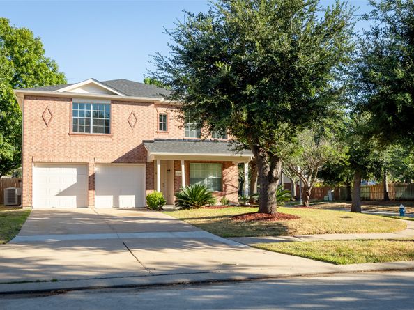 17602 S Summit Canyon Drive, Houston TX 77095