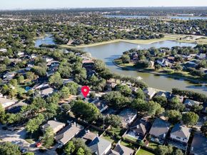 17602 S Summit Canyon Drive, Houston TX 77095