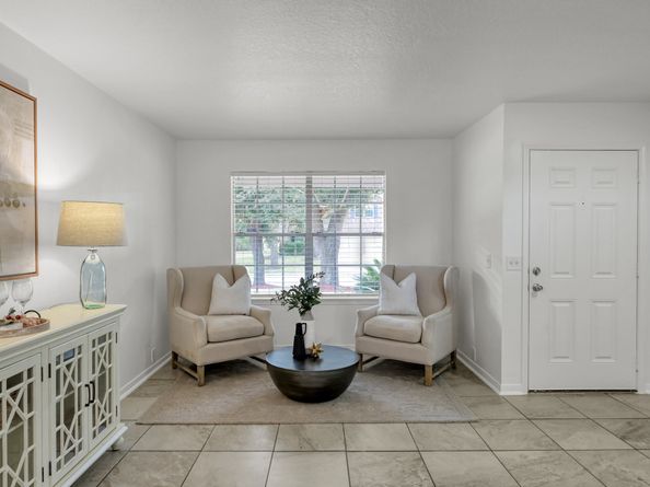 17602 S Summit Canyon Drive, Houston TX 77095