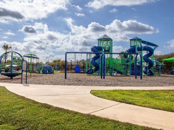 17602 S Summit Canyon Drive, Houston TX 77095