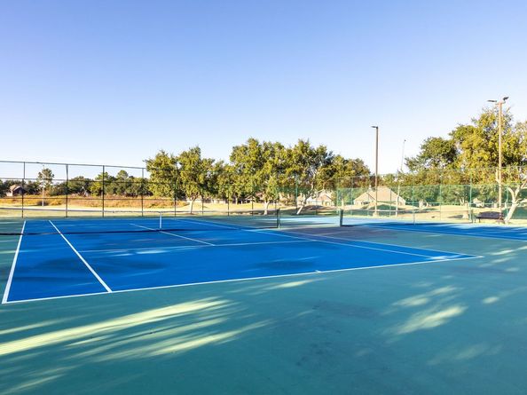 17602 S Summit Canyon Drive, Houston TX 77095