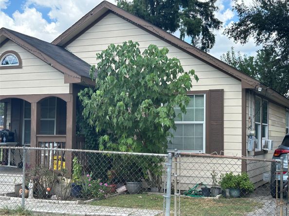 6641 Avenue K, Houston TX 77011