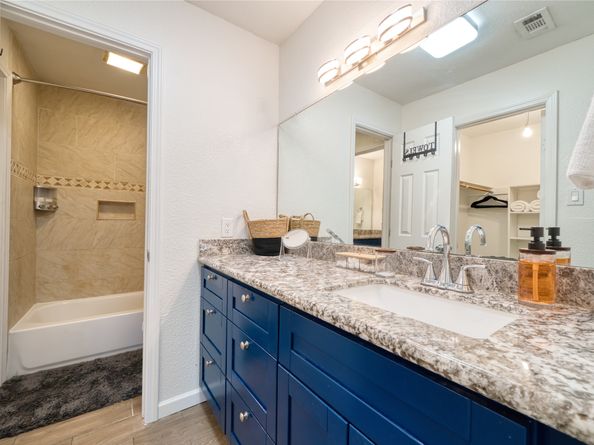 10912 Gulf Freeway 28, Houston TX 77034