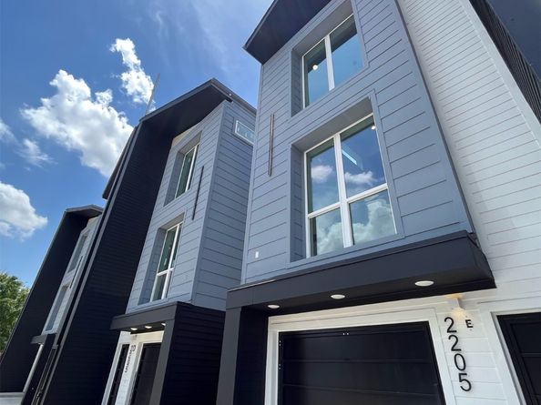 2205 Staples St B, Houston TX 77026