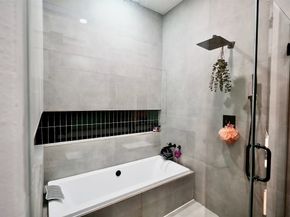 2205 Staples St B, Houston TX 77026