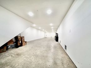 2205 Staples St B, Houston TX 77026