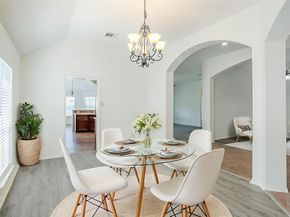 17619 Sequoia View Lane, Humble TX 77346