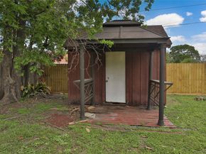 2706 Stetson Lane, Houston TX 77043