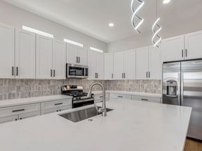 123 Amundsen Street B, Houston TX 77009