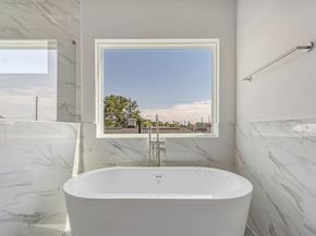 123 Amundsen Street B, Houston TX 77009