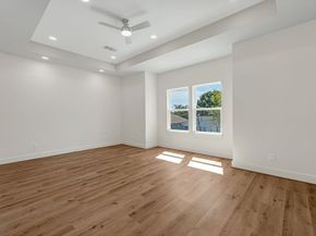 123 Amundsen Street B, Houston TX 77009